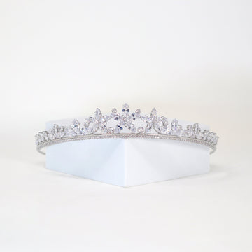 Swarovski wedding tiara, bridal crown tiara, Flower crystal wedding tiara, crystal bridal tiara, crystal wedding crown, tiara bride